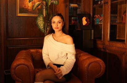 Benimle İletişime Geç